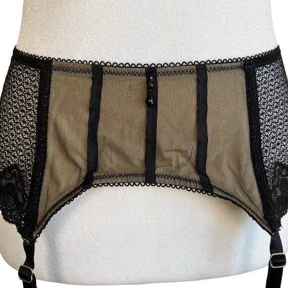 Elle Macpherson Spellbound Suspender Garter Belt Black Tan Mesh Lace Beads - Picture 3 of 16